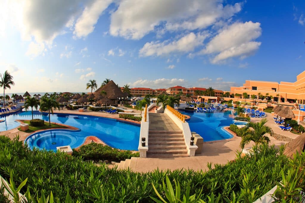 Choosing Affordable Family Escapes with Elegant Concierge Services 2
